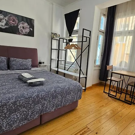 Apartamento Modern - Affordable - Spacious At Center
