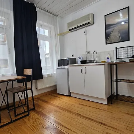 Modern - Affordable - Spacious At Center Apartamento